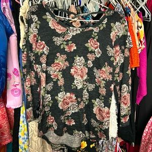 Women’s Long Sleeve